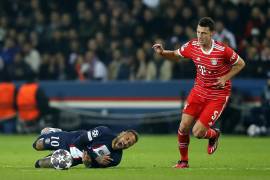 Neymar Jr. durante el partido de Paris Saint-Germain vs Bayern Munich en la Champions League.