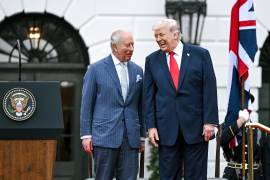El presidente de los Estados Unidos, Donald Trump (d), junto al rey Carlos III del Reino Unido durante su visita a Washington.