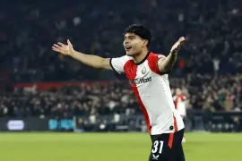 Tras su llegada al Feyenoord, Carrillo no logró consolidarse en el primer equipo y buscará adaptarse mejor al estilo europeo.
