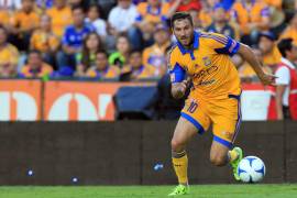 El delantero francés André-Pierre Gignac todavía no define su futuro tras terminar su etapa con Tigres.