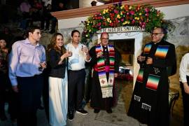Javier Díaz González encabezó la celebración por el 449 aniversario de la fundación de Saltillo en el Mirador de la ciudad.