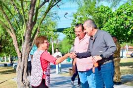 Miguel Ángel Riquelme Solís recorrió la Línea Verde y La Jabonera para evaluar las condiciones de sus áreas deportivas y recreativas.