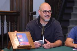 El Gobierno Municipal de Saltillo presentó la obra “Parada Técnica” en el Centro Cultural Casa Purcell, como parte de la colección editorial Letras del Desierto.