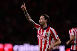 Chivas abrirá la actividad del martes frente al Necaxa con la intención de sumar en casa y mantenerse cerca de los primeros lugares de la clasificación.