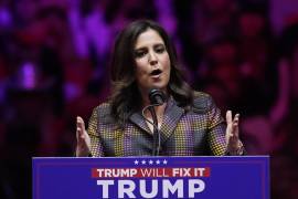 La representante republicana Elise Stefanik en un evento de campaña de Donald Trump en el Madison Square Garden de Nueva York. Trump elige a Stefanik como embajadora ante las Naciones Unidas.