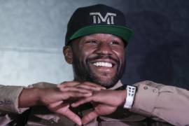 El boxeador estadounidense Floyd Mayweather dio el miércoles una rueda de prensa en la Ciudad de México.