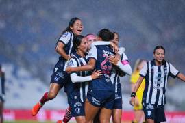 Rayadas de Monterrey encabeza el Apertura 2026 de la Liga MX Femenil con 27 puntos después de imponerse 4-3 al América en la Jornada 10.