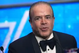 La organización criminal integrada por 13 personas, entre ellas Raúl Rocha Cantú, copropietario del certamen de Miss Universo y probable testigo protegido, se encargaba de buscar inmuebles deshabitados, realizando la logística para introducir personas de forma ilegal.