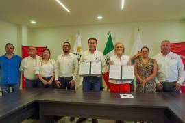 Autoridades municipales y educativas impulsan acciones para ampliar las oportunidades de estudio en Múzquiz.