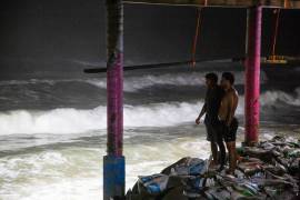 Se espera que “Polo” se mueva a través de la península de Baja California el lunes por la noche