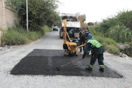 Cuadrillas de “Aquí Andamos” rehabilitaron la calle Libertad, en la colonia Real de Villas de la Aurora.