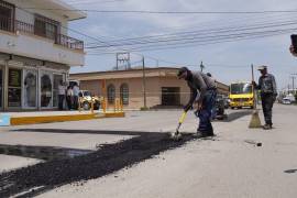 Cuadrillas municipales avanzan en la reparación de vialidades afectadas. FOTO: CORTESÍA