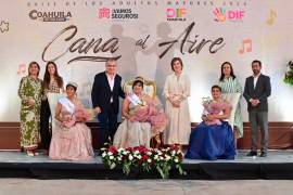 Rosalinda Loera, Enriqueta García y Corina Santillán recibieron las distinciones del certamen dedicado a las personas adultas mayores.