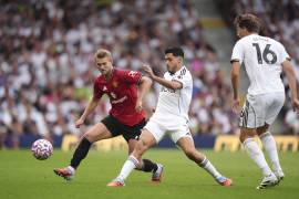 Tras la ventaja inicial de los Red Devils, los locales reaccionaron con los ingresos de Raúl Jiménez y Smith Rowe para sumar su primer punto de la temporada.