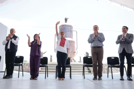 La titular del Ejecutivo también resaltó la estabilidad del peso en un escenario internacional complejo.