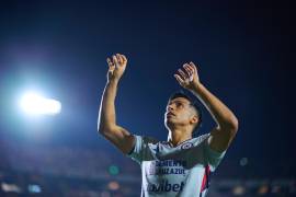 Ángel Sepúlveda, delantero de Cruz Azul, despierta interés de Chivas para el próximo mercado de fichajes.