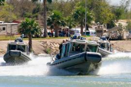 Paul Ryan recorre frontera de EU con México