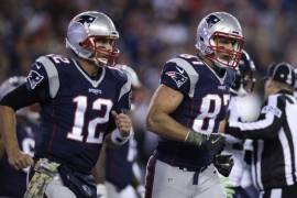 Así 'convocó Tom Brady a Rob Gronkowski en Tampa Bay (video)