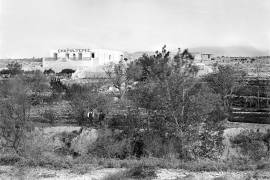 Finca Chapultepec, donde brotaba el manantial llamado La Huasteca, que dio origen al nombre de la calle del mismo nombre.