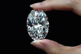 Pagan más de 100 mdd un diamante “extremadamente raro” subastado por Sotheby’s