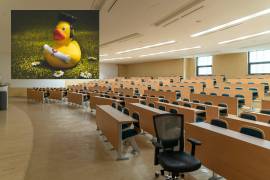 El Congreso estatal busca frenar que más jóvenes se gradúen sin título válido ante la SEP.