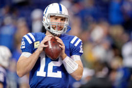 Andrew Luck regresa a entrenar