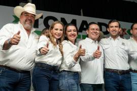 Héctor Miguel García, Cristina Amezcua, Esra Cavazos y rindieron protesta como abanderados del PRI en la región Centro-Desierto.