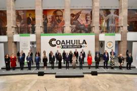Presenta Manolo Jiménez a su gabinete y da a conocer imagen del Gobierno de Coahuila