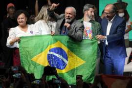 “Muchísimas gracias, querida presidenta Claudia Sheinbaum. Fue un placer recibir su llamada telefónica en el día de hoy”, publicó Lula en su cuenta de X.