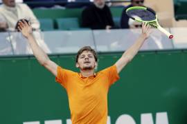 Goffin se sacude el maleficio; elimina a Djokovic