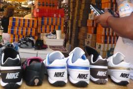 A pesar de las preocupaciones planteadas por Estados Unidos por la falta de castigo a la piratería en México, la Fiscalía General de la República (FGR) evade castigar los delitos asociados a la falsificación de marcas.