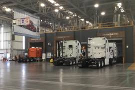 En la planta Daimler Truck de Saltillo se manufacturan los tractocamiones Freightliner Cascadia.