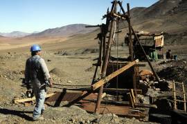 Entierra el Legislativo a la IMEC (nunca dio señales de vida) y revive a Prodemi