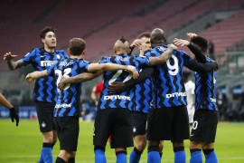 Inter logra victoria con gran remontada