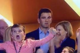 Así fue la reacción de Eli Manning ante el triunfo de su hermano en el Super Bowl 50