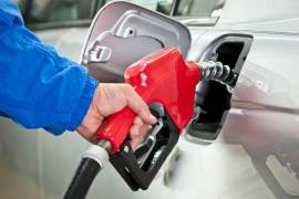 Serían ya cuatro semanas este año en que Hacienda le quita el estímulo al IEPS a la gasolina Premium.