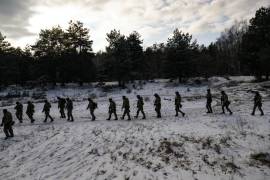 Soldados con entrenamiento de la Legión de Rusia Libre en la región de Kiev en Ucrania.