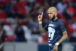 El TAS avaló que Pumas actuó con justa causa al rescindir el contrato de Dani Alves y fijó una indemnización cercana a los 6.1 millones de dólares.