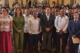 El funcionario señaló que se trató de una institución “emblemática del país” por la formación de miles de maestras.