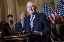 Mitch Mcconnell, líder del Partido Republicano en el Senado, opinó que la decisión del Tribunal Supremo de revocar el derecho al aborto es “valiente y correcta” y es una “victoria histórica” para la Constitución.