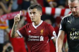 Fanáticos del Liverpool queman playera de Coutinho