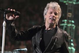 Bon Jovi pospone conciertos por problemas de salud