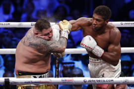 'Su preparación fue un desm...'; padre de Andy Ruiz arremete contra su hijo