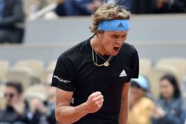 Zverev y Osaka sufrieron para avanzar en Roland Garros