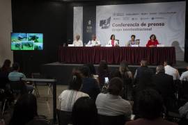 CIUDAD DE MÉXICO, 16ABRIL2026.- Víctor Rodríguez Padilla, Director General de Petróleos Mexicanos (Pemex); Raymundo Pedro Morales Ángeles, Secretario de Marina (Semar); Luz Elena González Escobar, Secretaria de Energía (SENER); Marina Robles García, secretaría de biodiversidad y restauración ambiental y Rosaura Ruiz Gutiérrez, ofrecieron conferencia de prensa en las instalaciones de la SENER. FOTO: ANDREA MURCIA /CUARTOSCURO.COM
