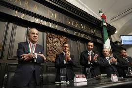 Imagen del 2015, cuando el empresario Alberto Baillères González recibió la medalla Belisario Domínguez por parte del Senado de la República. En la ceremonia estuvieron presentes el Presidente de México Enrique Peña Nieto, Roberto Gil Zuarth, presidente del Senado y el presidente de la SCJN Luis María Aguilar.