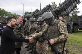 En días pasados, el presidente Volodimir Zelenski visitó a militares ucranianos que reciben entrenamiento en Alemania.