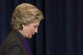 La información comprometedora se obtuvo mediante operaciones de piratería informática ordenadas por Putin, dirigidas a la campaña de Clinton y al Comité Nacional Demócrata (CND).