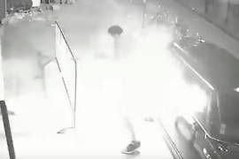 Explota cigarro electrónico en bolsillo de un hombre (Video)