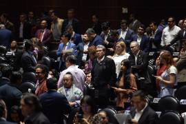 La reducción a 40 horas de la jornada laboral semanal fue aprobada por el Senado y ahora tendrá que ser votada por la Cámara de Diputados.